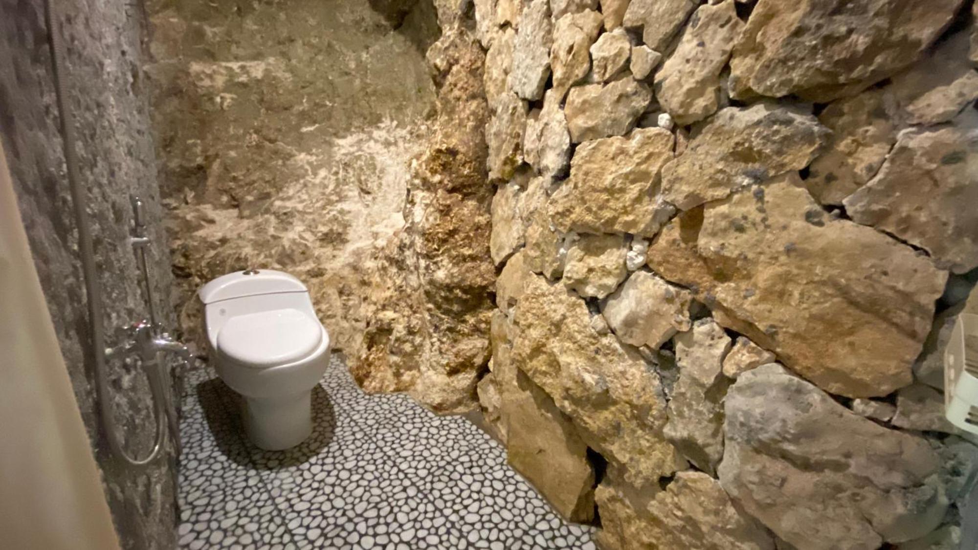 فندق Paleo Stone Age Karangwetan المظهر الخارجي الصورة
